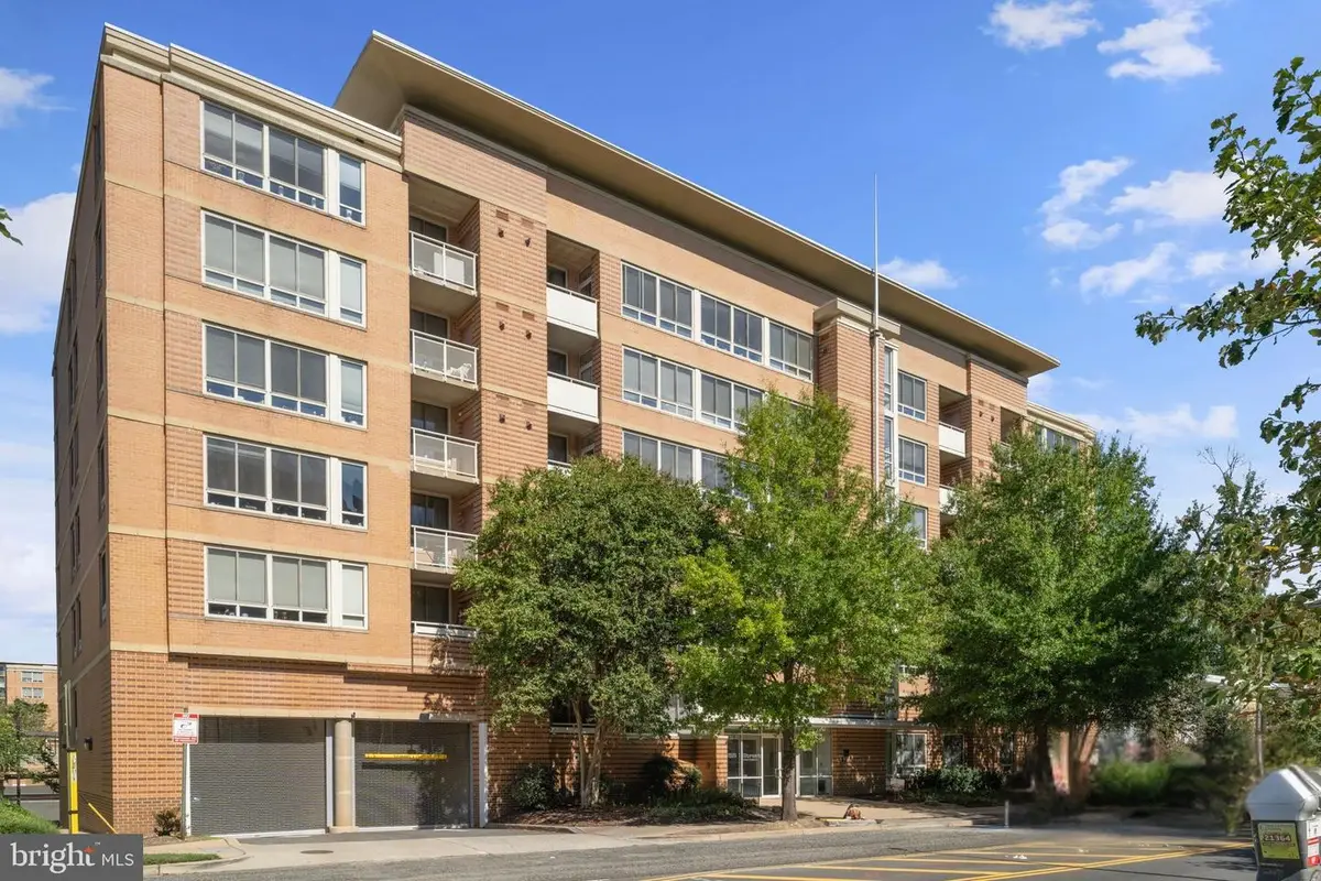 355 I St Sw #s104, Washington, DC 20024 - #1