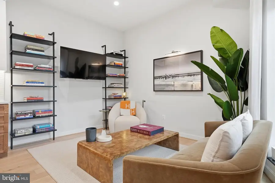 2525 Pennsylvania Ave Nw #301, Washington, DC 20037 - #3