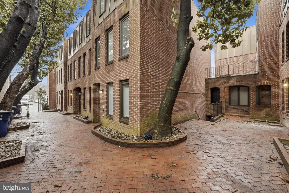 3248 Jones Ct Nw, Washington, DC 20007 - #1