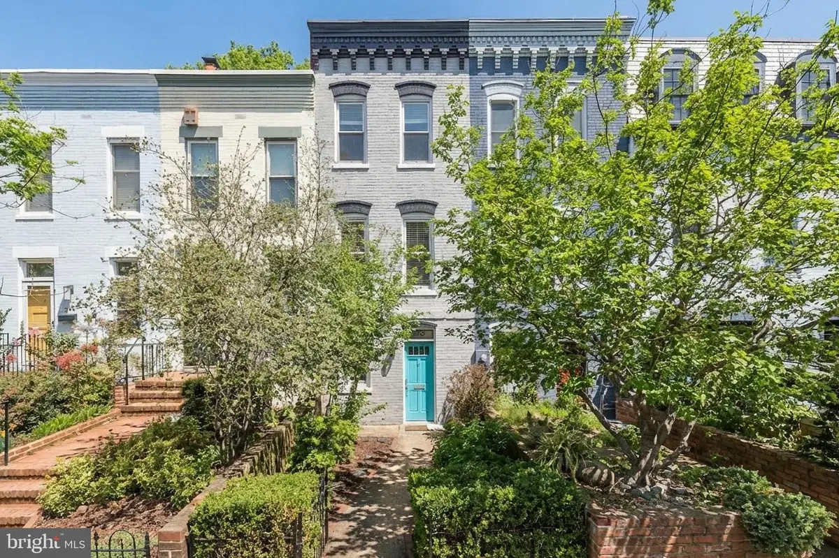 320 G St Se, Washington, DC 20003 - #1