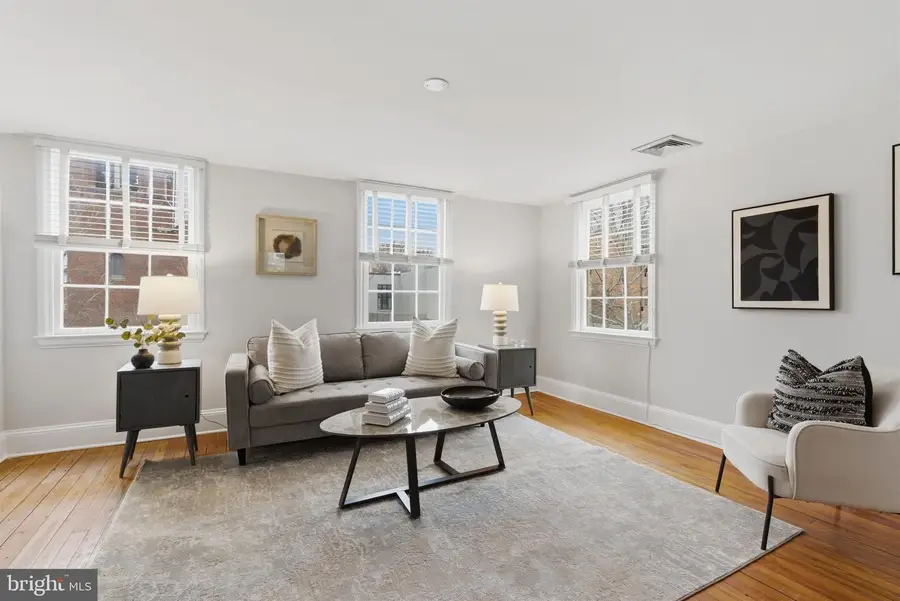 2719 Dumbarton St Nw, Washington, DC 20007 - #3