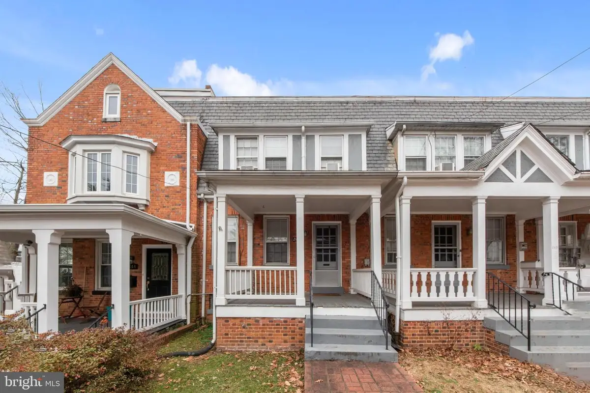 2446 Tunlaw Rd Nw, Washington, DC 20007 - #1