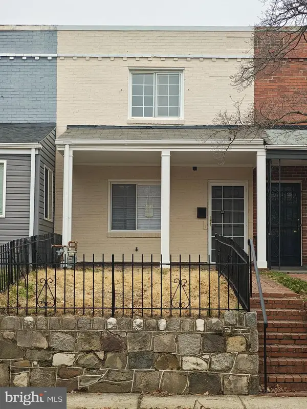 220 33rd St Ne, WASHINGTON, DC 20019