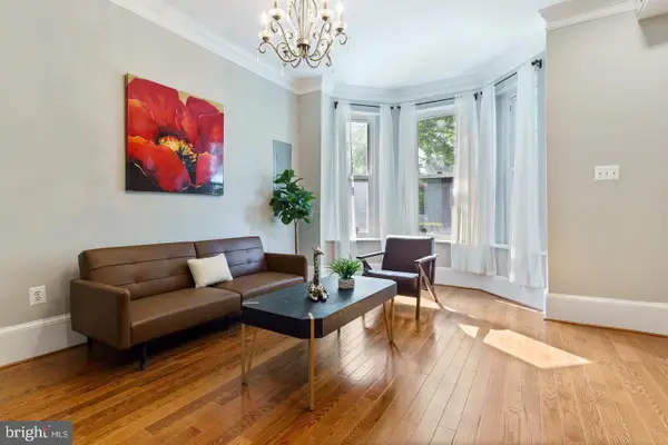 Address Withheld By Seller, WASHINGTON, DC 20002