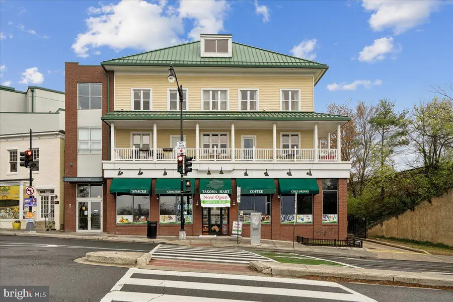 343 Cedar St Nw #111, Washington, DC 20012 - #2