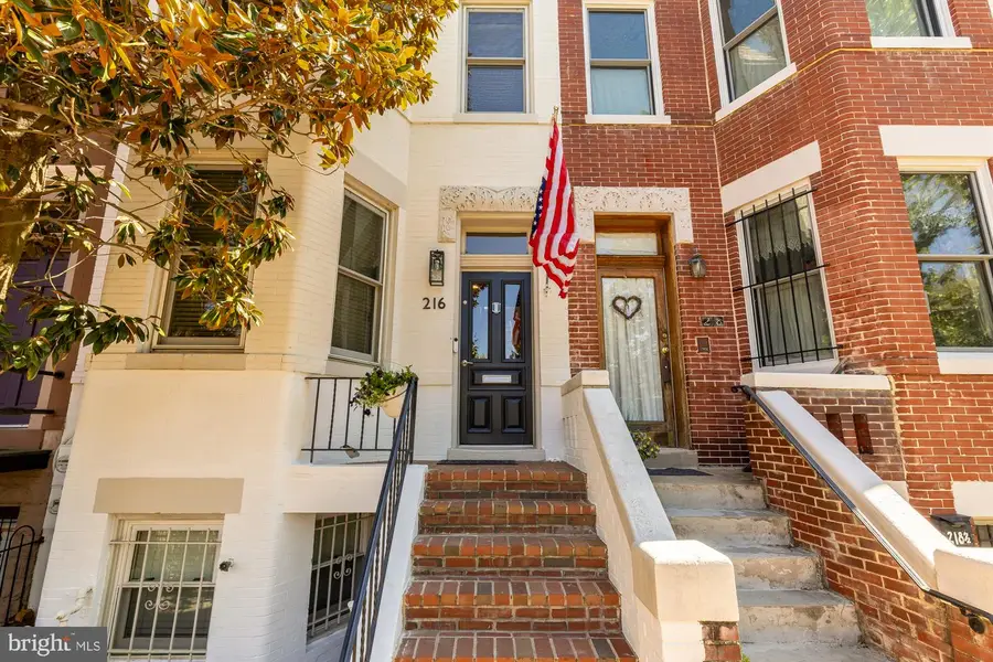 216 12th St Se, Washington, DC 20003 - #2