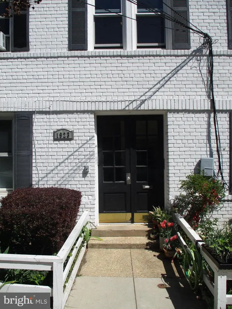 1923 35th Pl Nw, Washington, DC 20007 - #2
