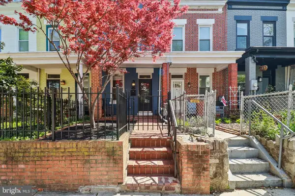 255 14th Pl Ne, WASHINGTON, DC 20002