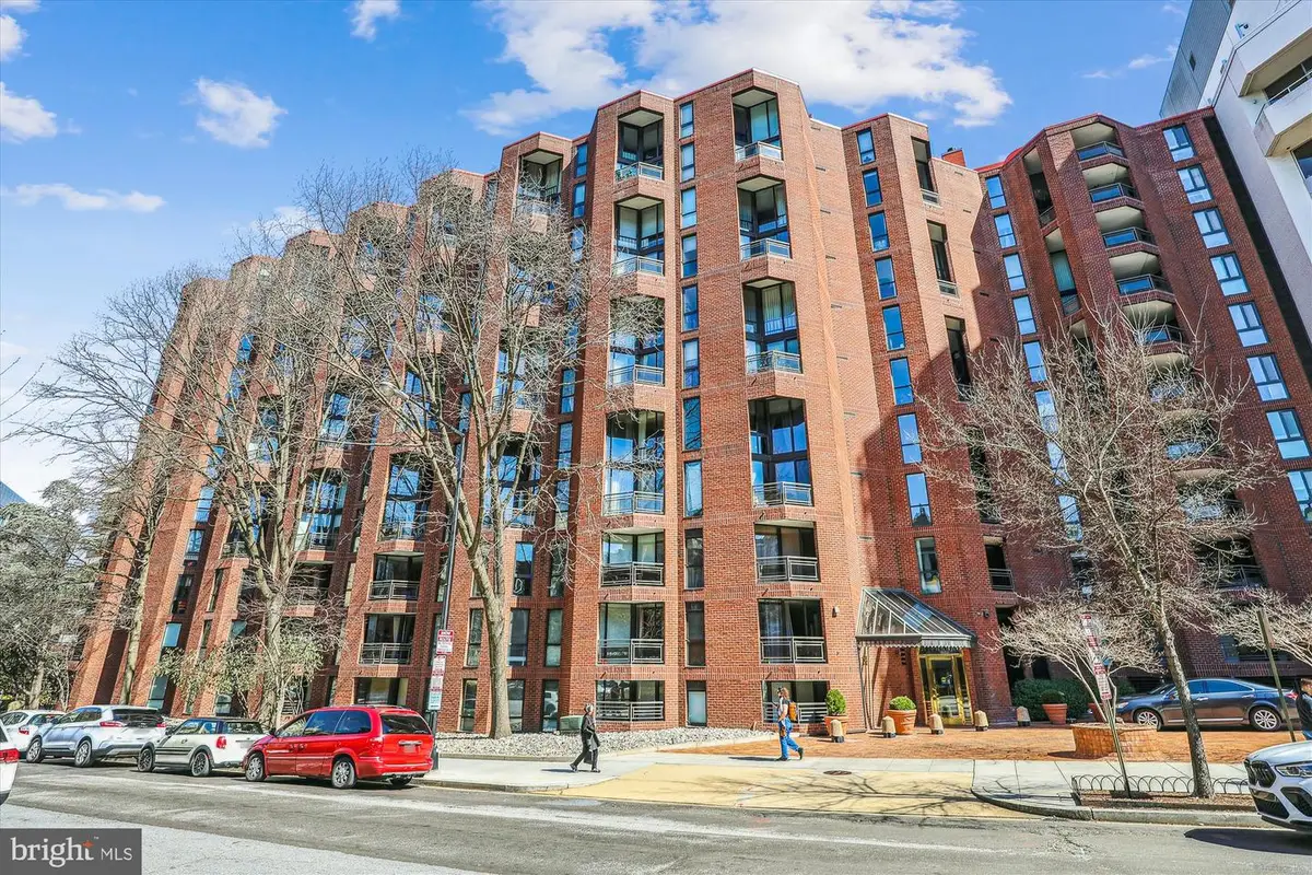 1099 22nd St Nw #410, Washington, DC 20037 - #1