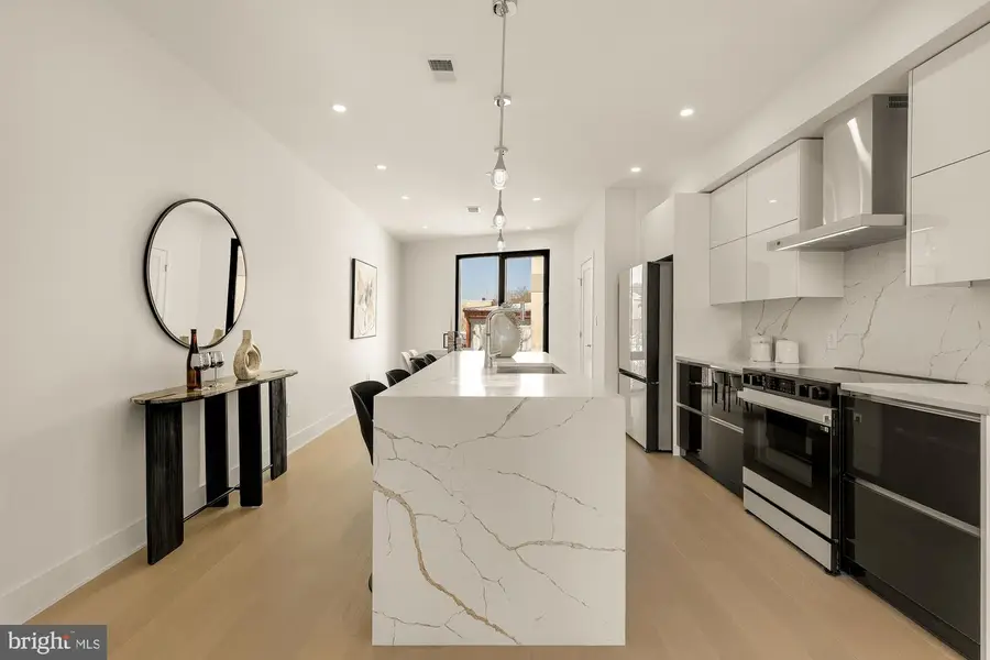 1850 Capitol Ave Ne #2, Washington, DC 20002 - #3