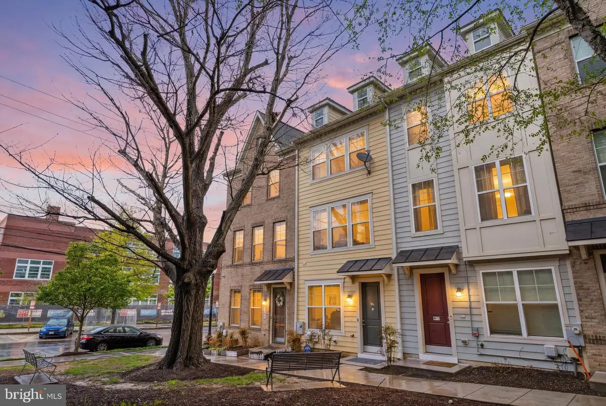 663 Anacostia Ave Ne, Washington, DC 20019 - #1