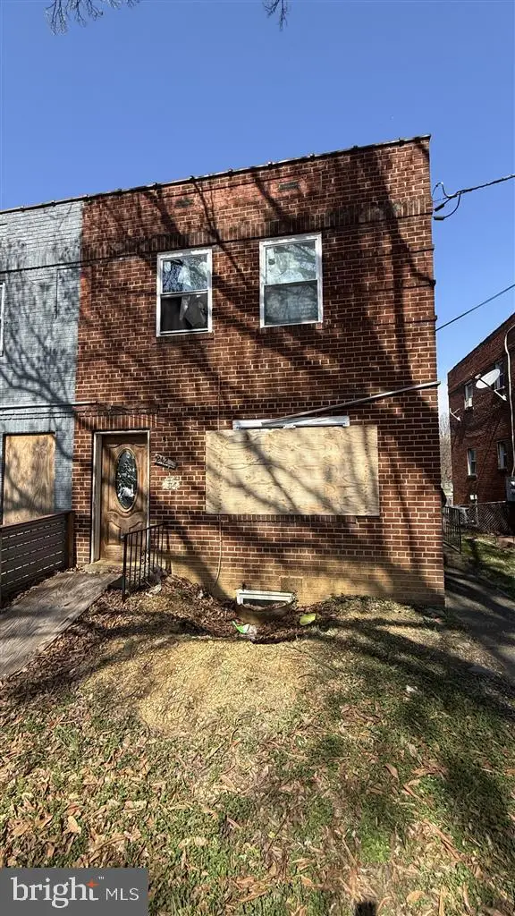 2422 Alabama Ave Se, Washington, DC 20020 - #1