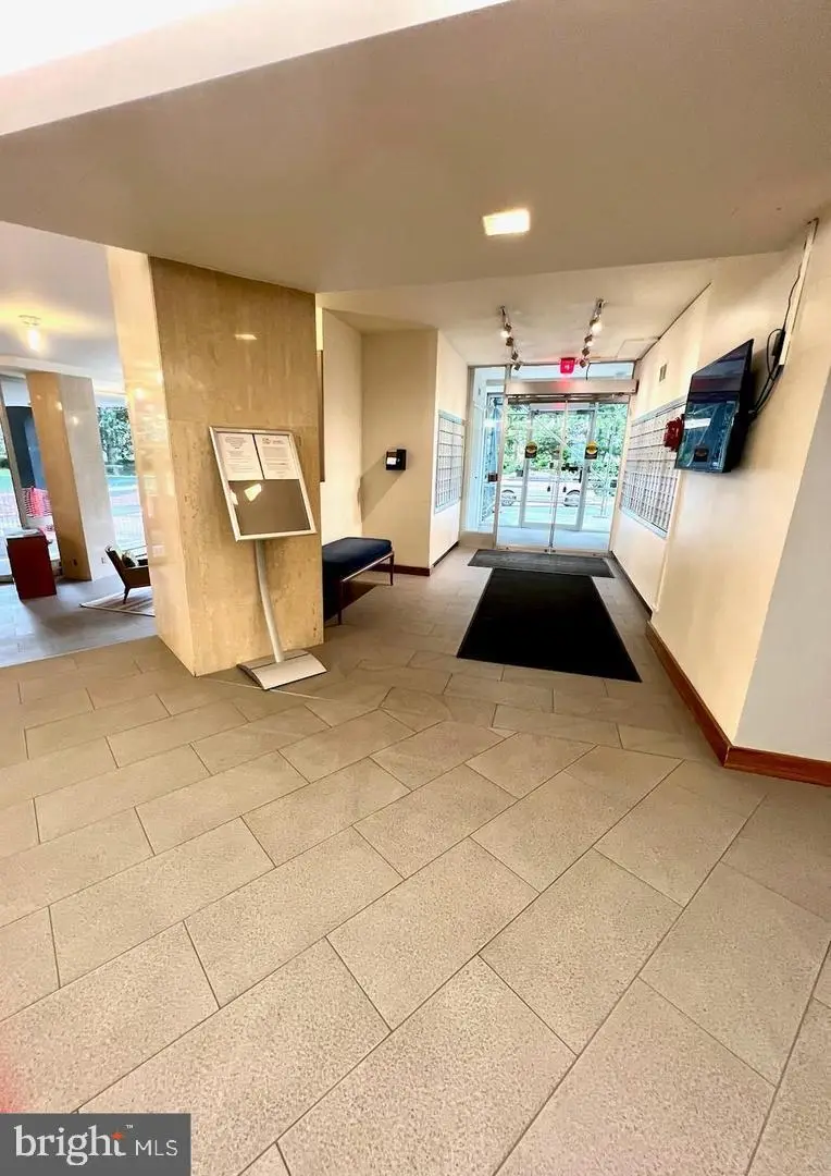 4200 Cathedral Ave Nw #216, Washington, DC 20016 - #3