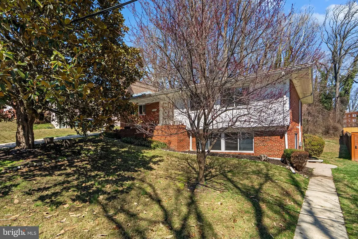 1749 Verbena St Nw, Washington, DC 20012 - #1