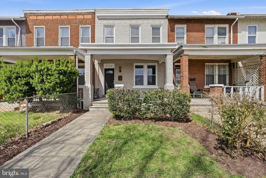 719 Irving St Nw, Washington, DC 20010 - #2