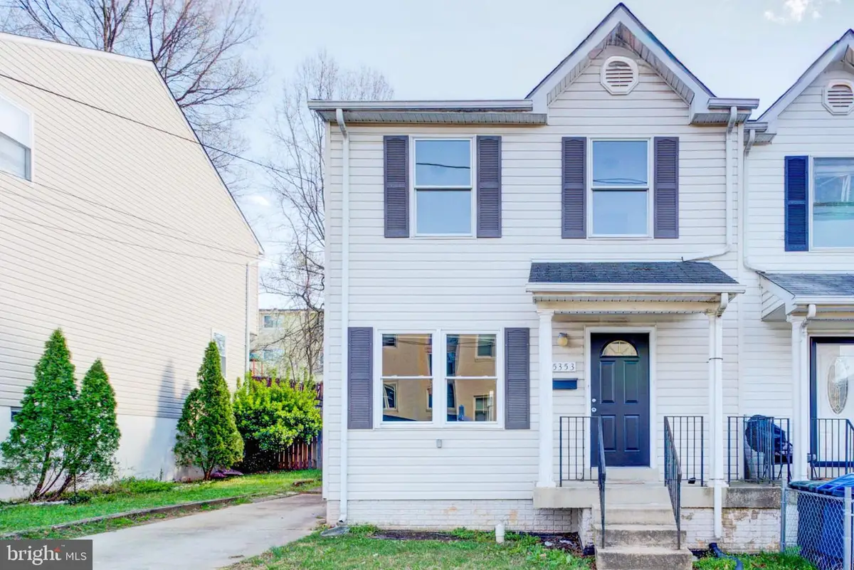 5353 Call Pl Se, Washington, DC 20019 - #1