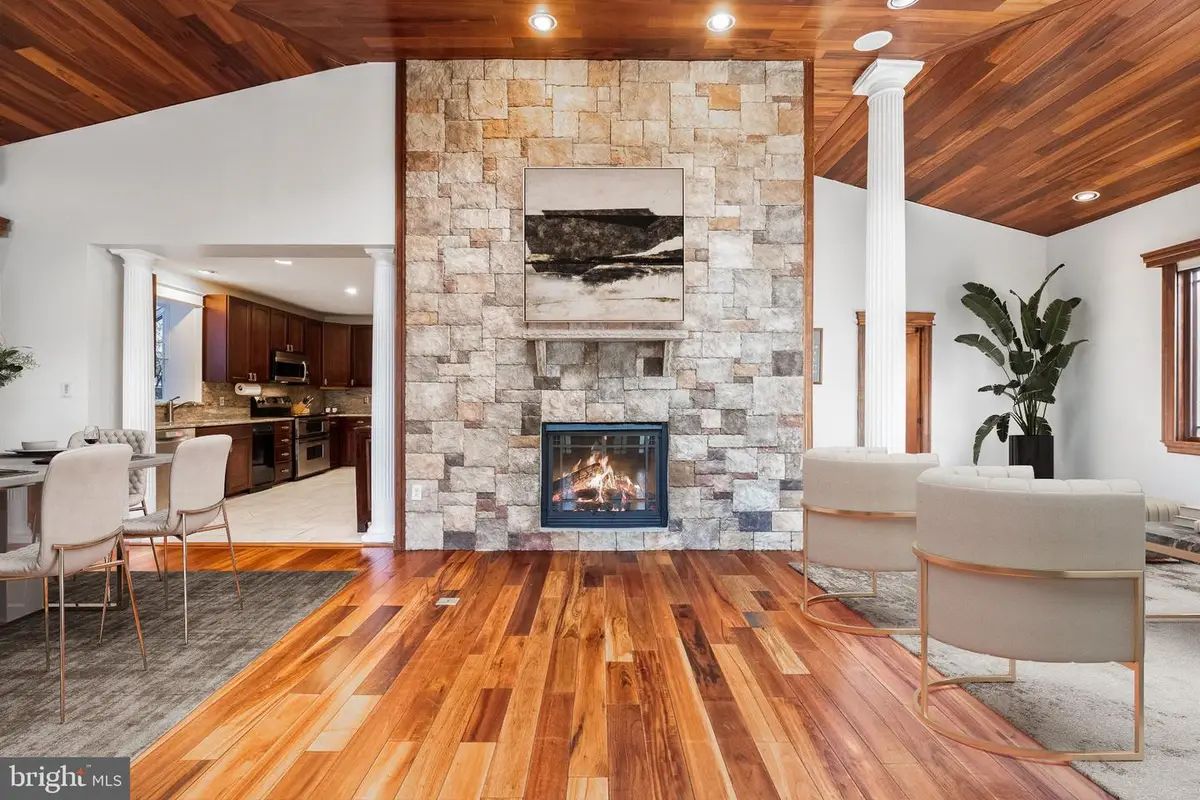 3951 Massachusetts Ave Nw, Washington, DC 20016 - #1