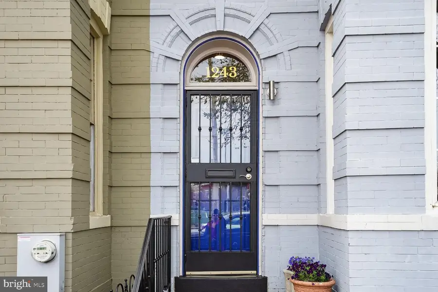 1243 E St Se, Washington, DC 20003 - #2