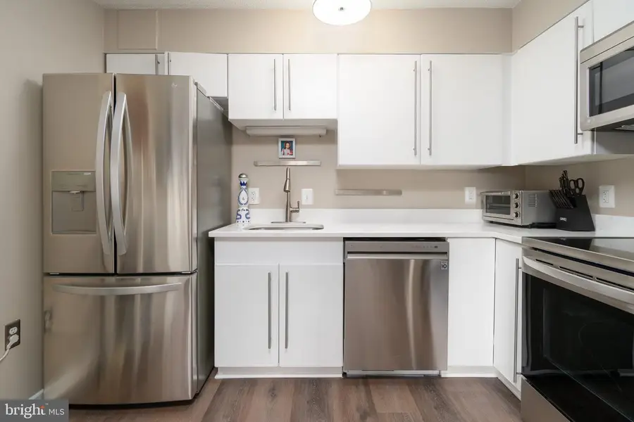 2111 Wisconsin Ave Nw #512, Washington, DC 20007 - #2