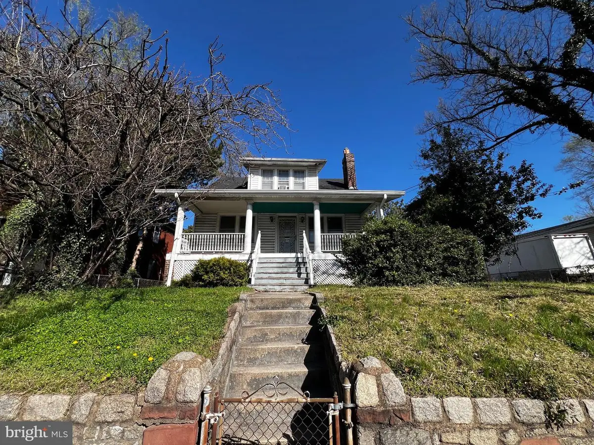 54 Riggs Rd Ne, Washington, DC 20011 - #1