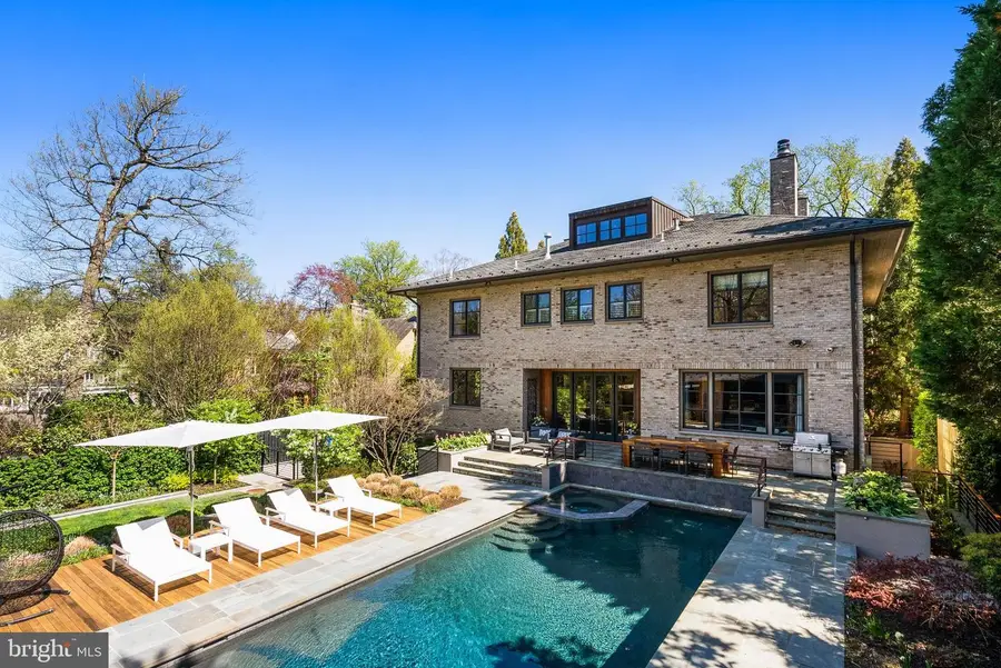 2845 Chesterfield Pl Nw, Washington, DC 20008 - #3