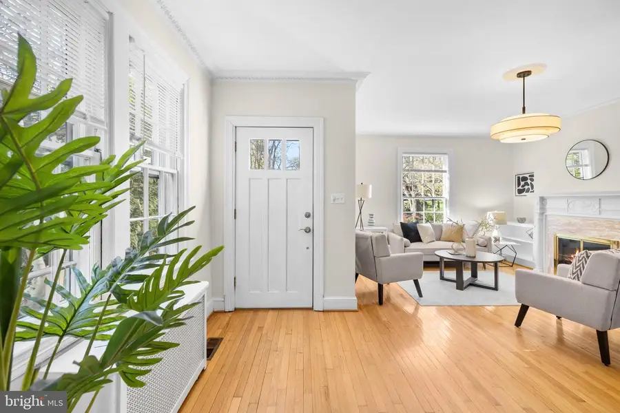 2927 Cathedral Ave Nw, Washington, DC 20008 - #3