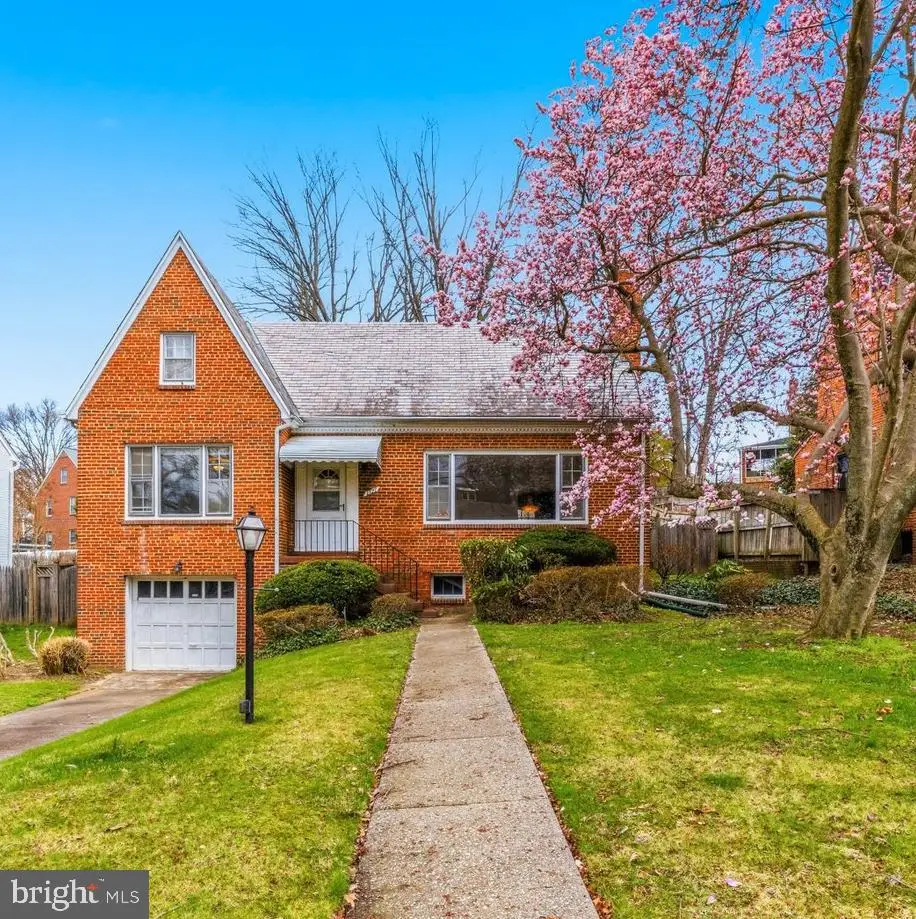 1327 Leegate Rd Nw, Washington, DC 20012 - #1