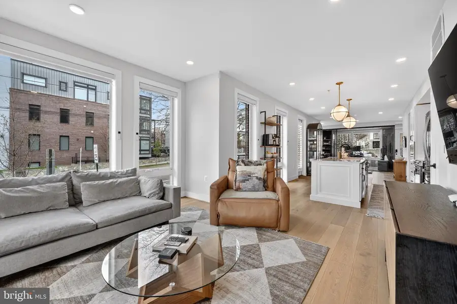 4129 8th St Nw #1, Washington, DC 20011 - #3