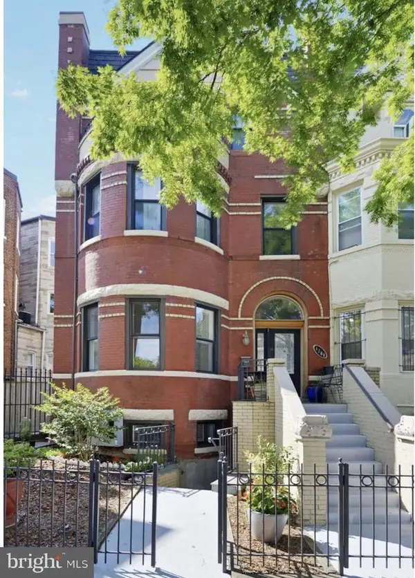 1300 Monroe St Nw #1, WASHINGTON, DC 20010