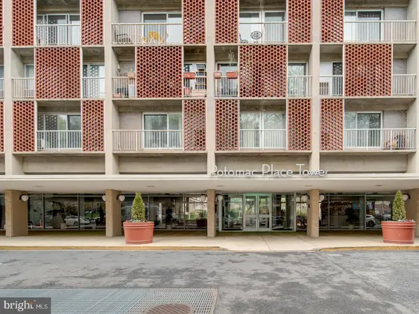 800 4th St Sw #n-703, WASHINGTON, DC 20024