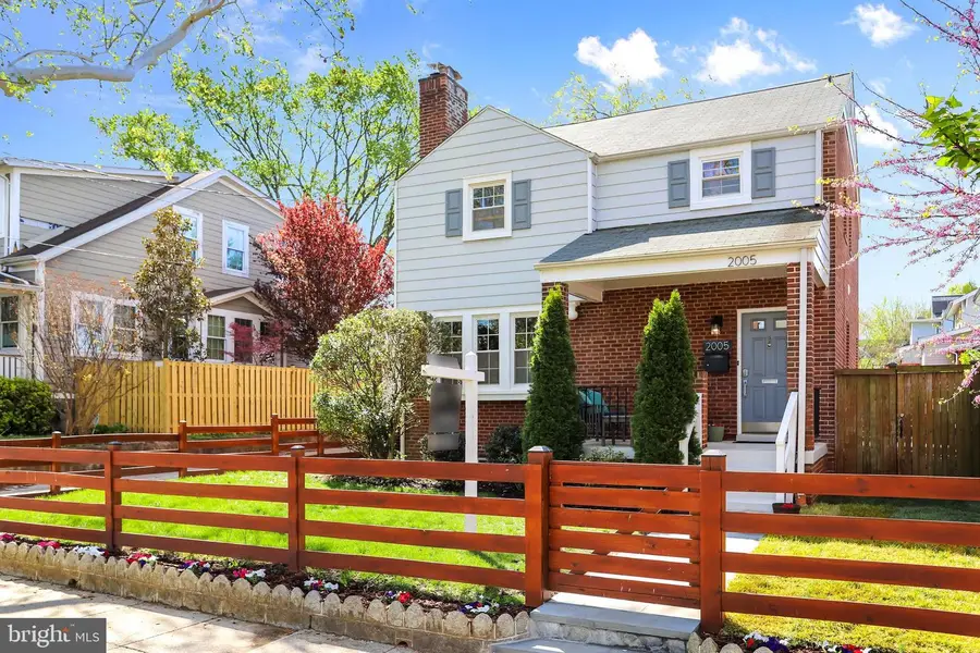 2005 Ne Lawrence St Ne, Washington, DC 20018 - #2
