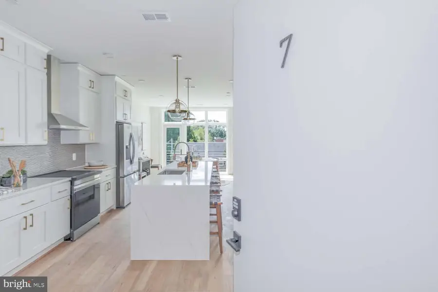 4347 Harrison St Nw #penthouse Seven, Washington, DC 20015 - #2