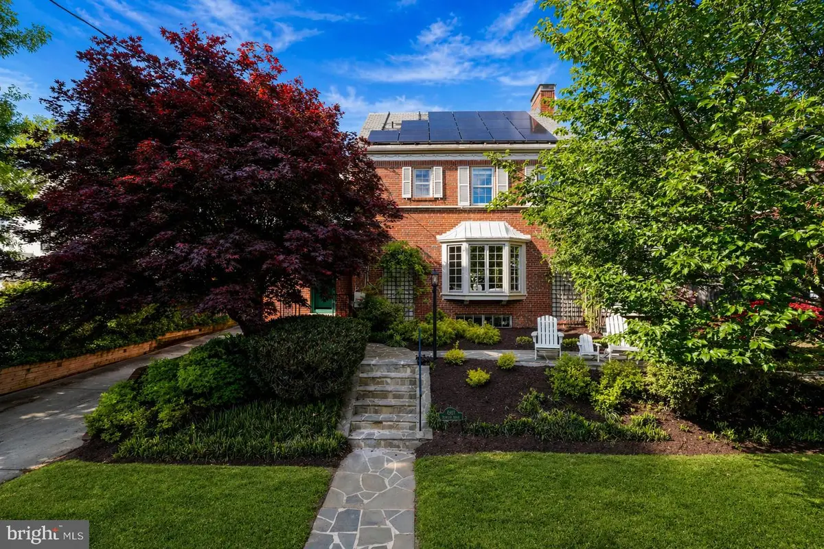 4507 Verplanck Pl Nw, Washington, DC 20016 - #1