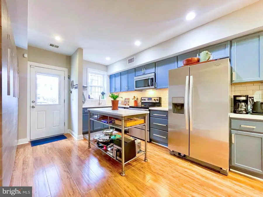 903 12th St Se, Washington, DC 20003 - #3