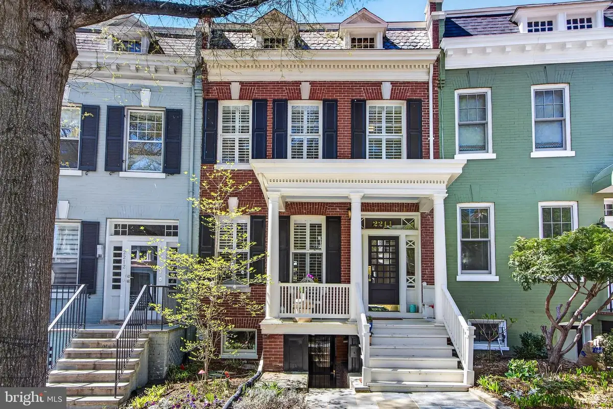 2214 Hall Pl Nw, Washington, DC 20007 - #1