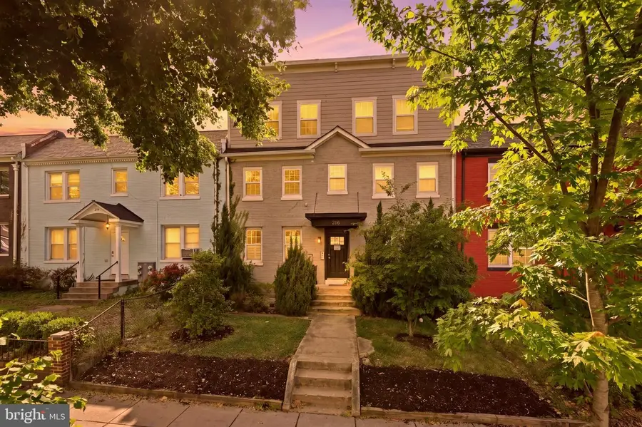 218 20th St Ne #3, Washington, DC 20002 - #2