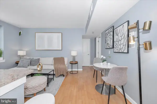 420 16th St Se #106, WASHINGTON, DC 20003