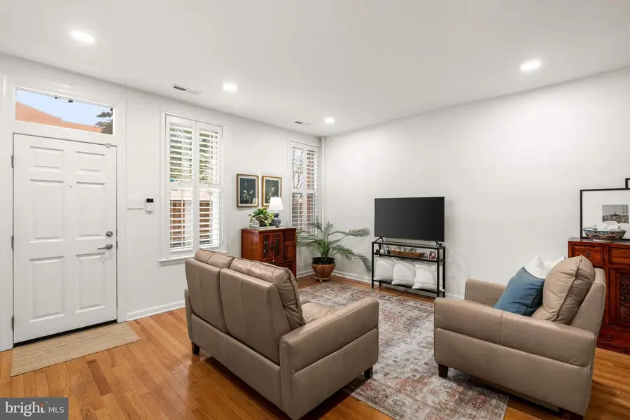22 15th St Ne #22, Washington, DC 20002 - #3