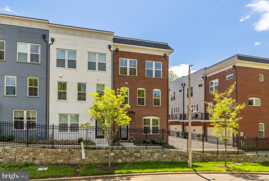 452 Altezza Dr Ne, Washington, DC 20017 - #2