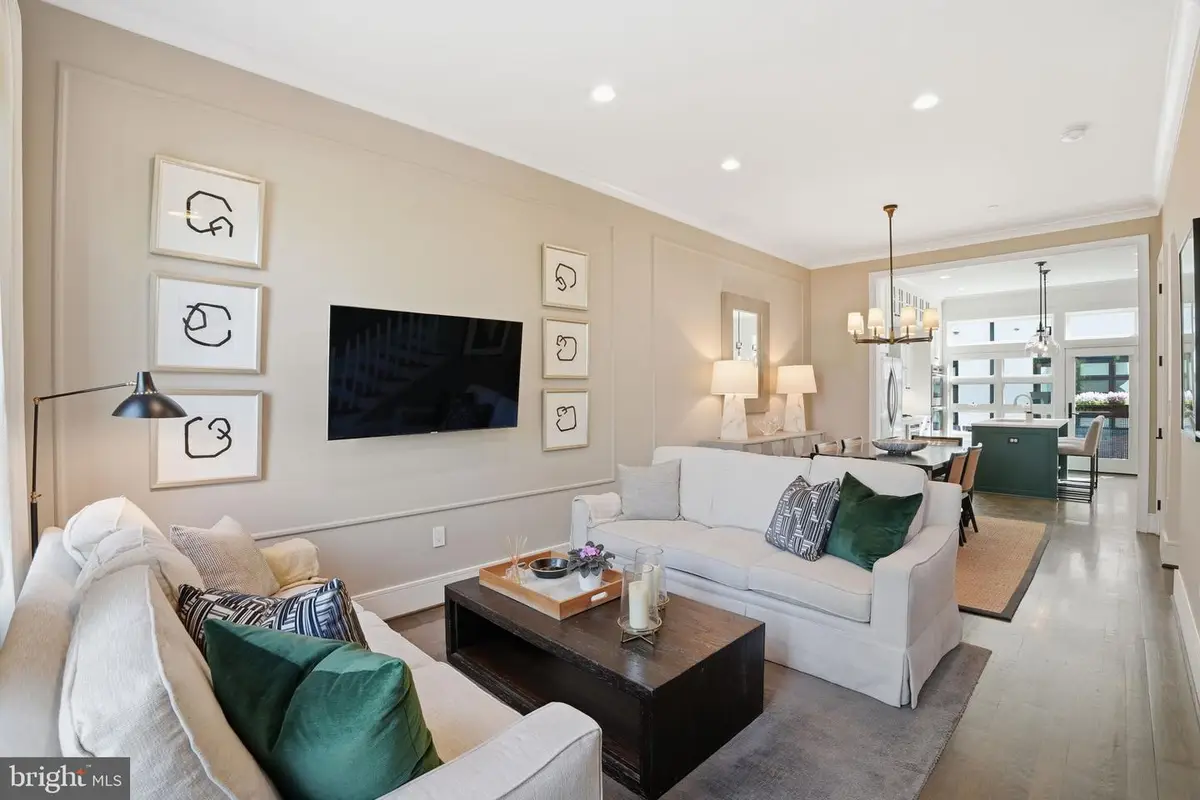 406 13th St Se, Washington, DC 20003 - #1