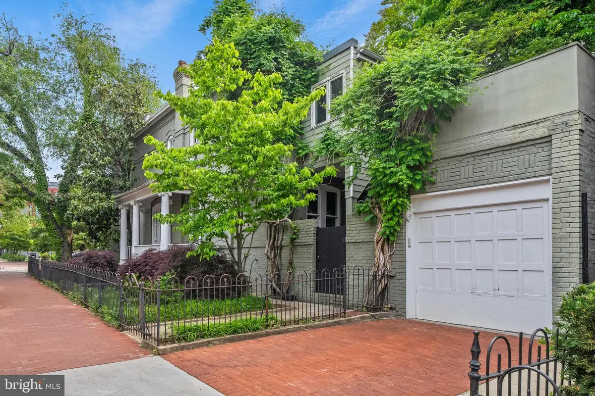 400 7th St Se, Washington, DC 20003 - #1