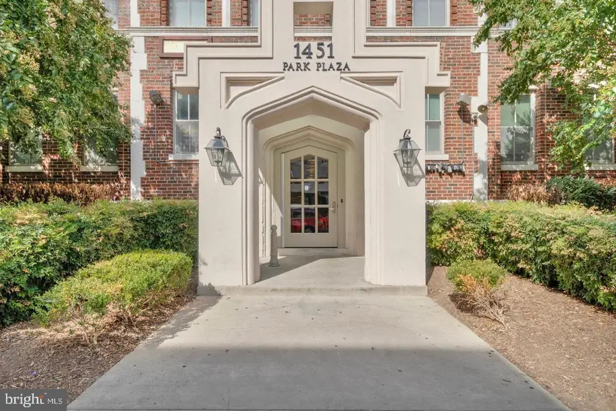 1451 Park Rd Nw #402, Washington, DC 20010 - #2