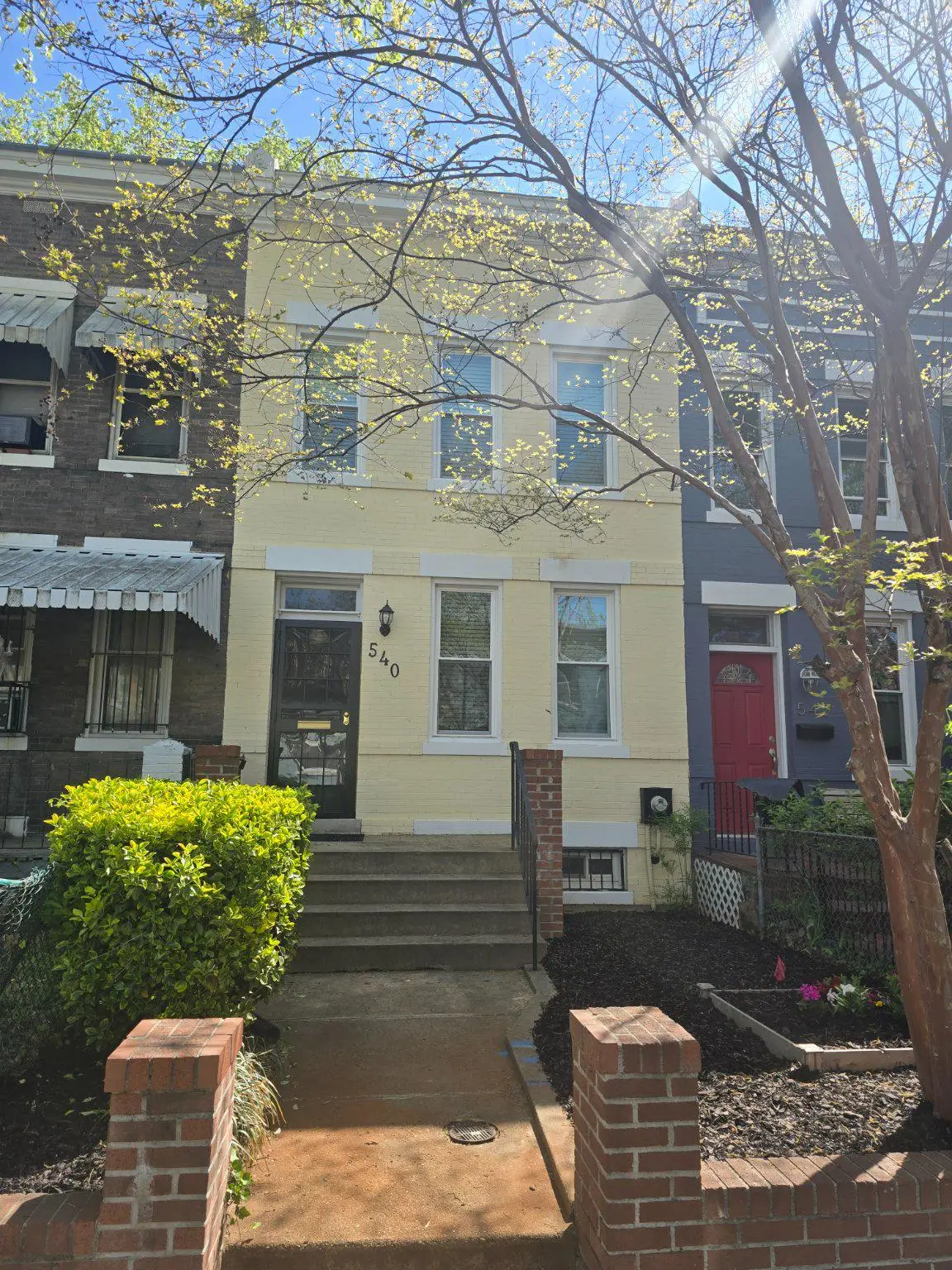 540 14th St Se, Washington, DC 20003 - #1