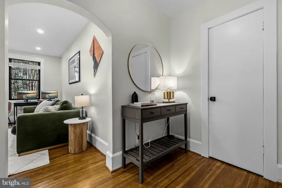 1726 17th St Nw #201, Washington, DC 20009 - #3