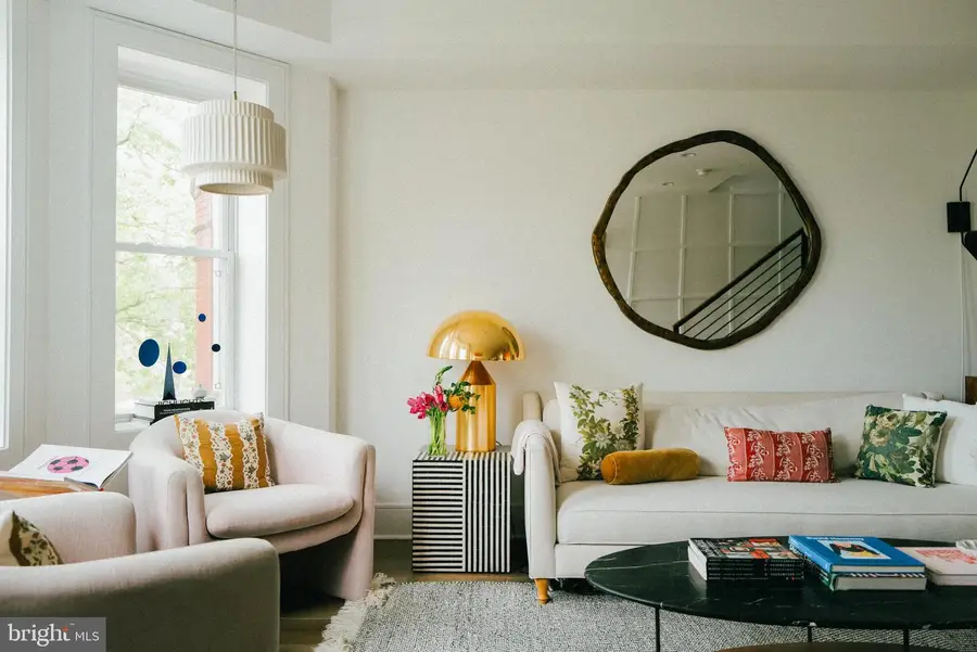 1306 Monroe St Nw #2, Washington, DC 20010 - #3