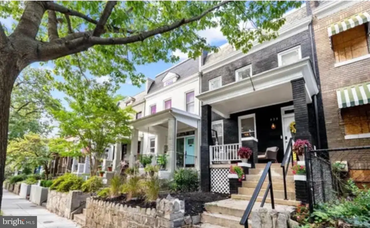 939 15th St Se, Washington, DC 20003 - #1