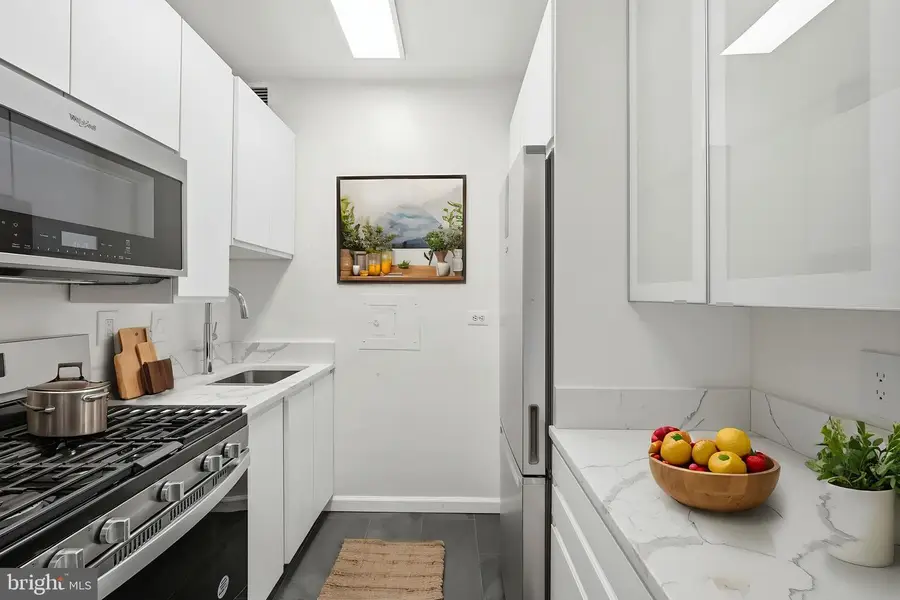 2755 Ordway St Nw #203, Washington, DC 20008 - #3