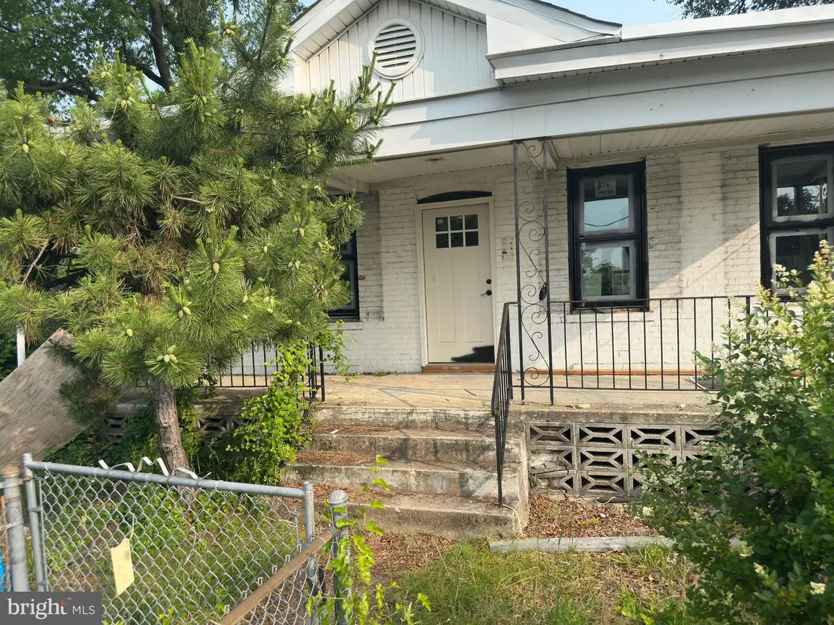 2620 Brentwood Rd Ne, Washington, DC 20018 - #1