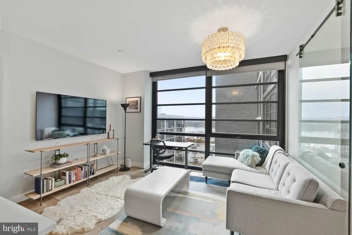 1300 4th St Se #806, Washington, DC 20003 - #1