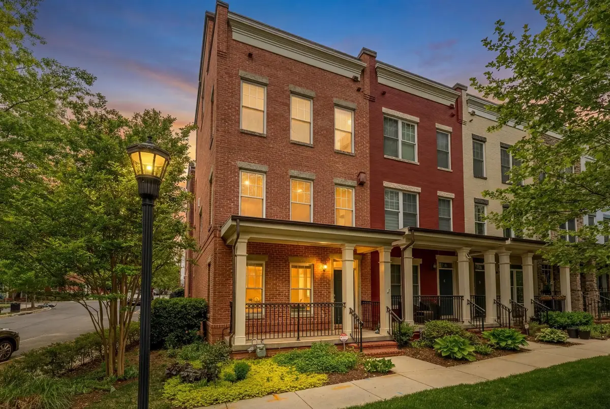 626 Regent Pl Ne, Washington, DC 20017 - #1